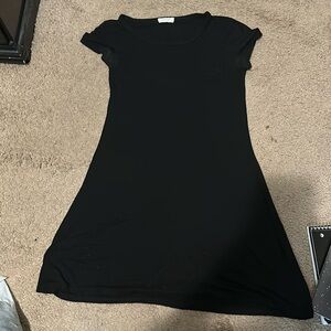Small black tee shirt dress